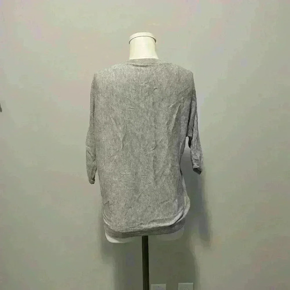 Banjo & Matilda Silk and Cashmere blend V Neck button up Cardigan - Picture 2 of 9